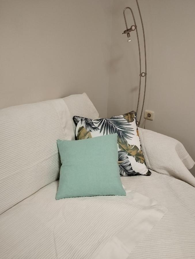Modern Apartment In 칼라마타 외부 사진